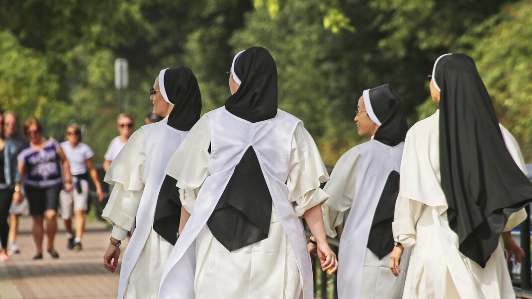 Dix clarisses du nord de l'Espagne, ont été officiellement excommuniées de l'Eglise catholique