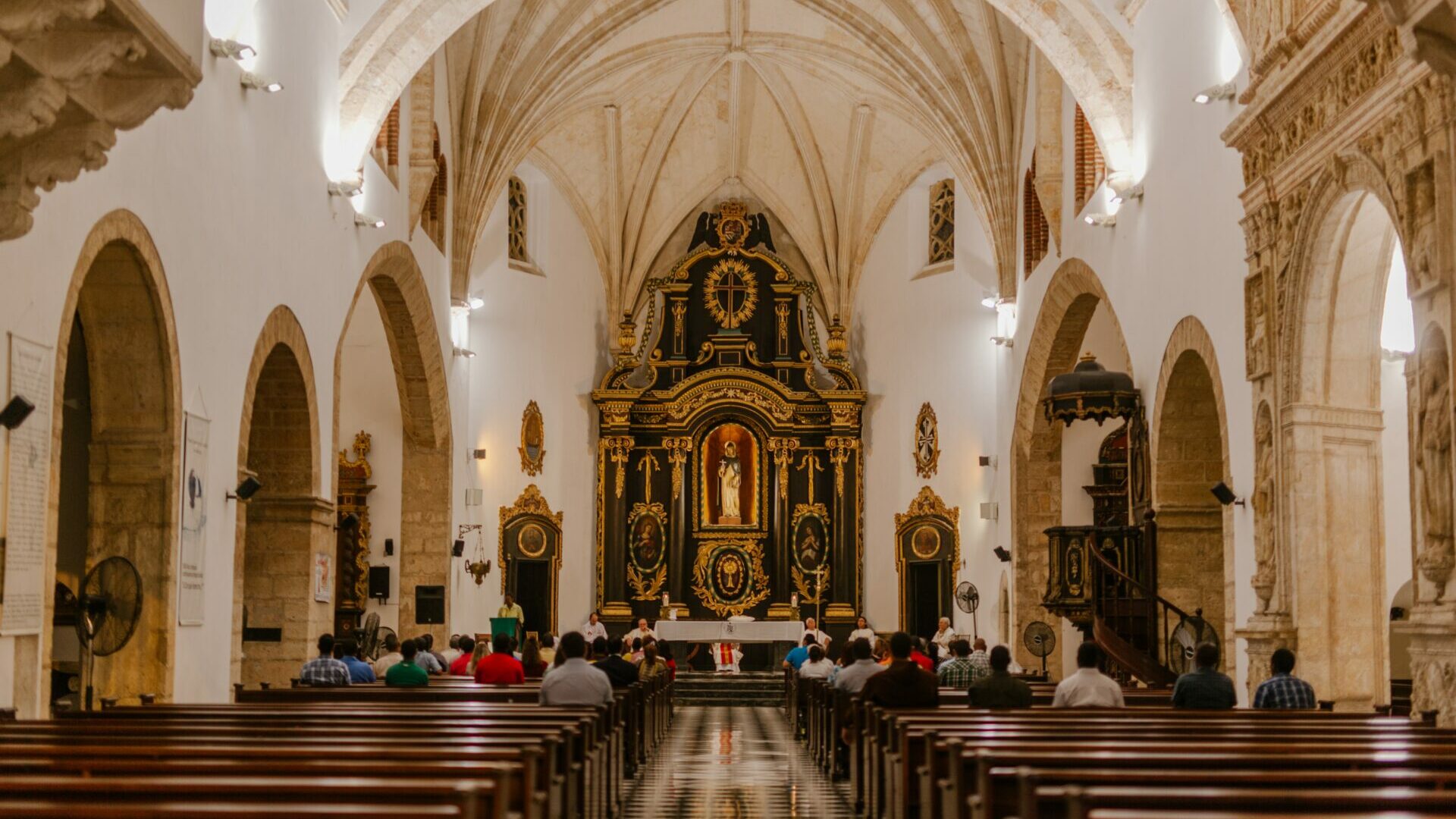 Ce mouvement sectaire dissident de l'Eglise catholique est dirigée par un papa...suisse