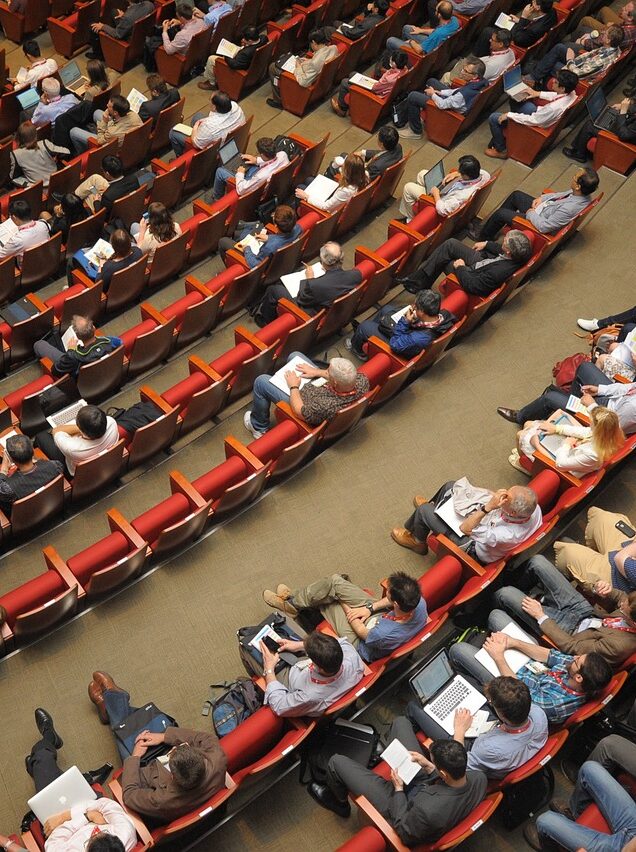 Médecines complémentaires à l’Université : une conférence en pleine dérive