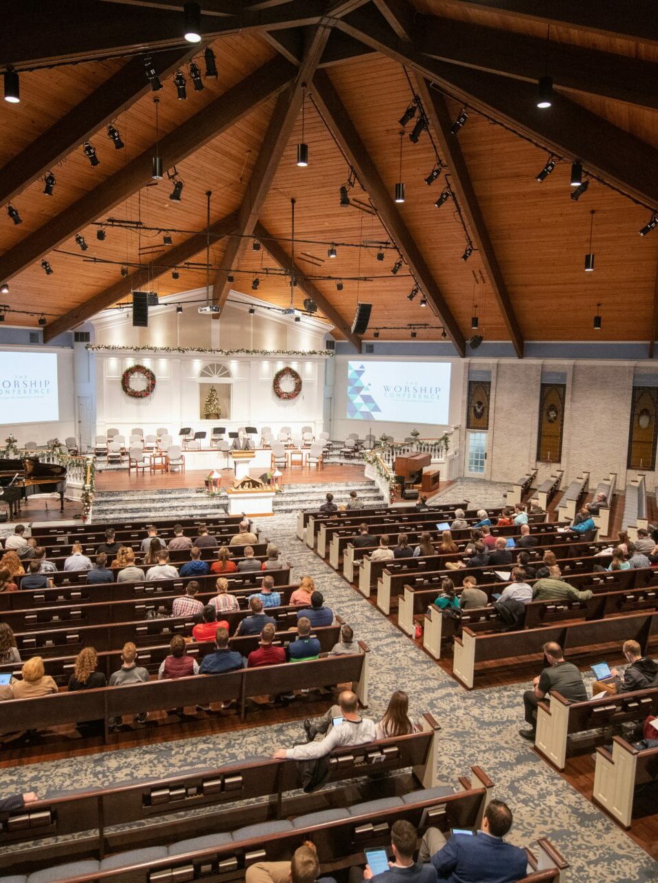 Dans les coulisses de l'Eglise Extravagante