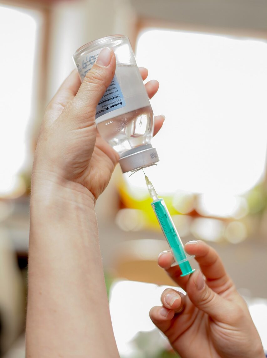Un faux ostéopathe condamné pour des injections d'un étrange sérum
