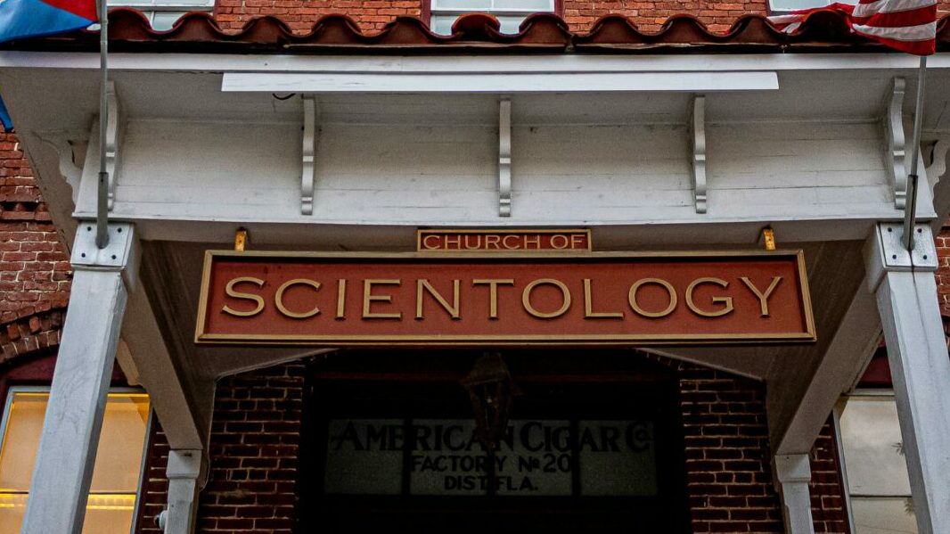 Scientologie à Saint-Denis : curiosité, méfiance et zone d'ombre