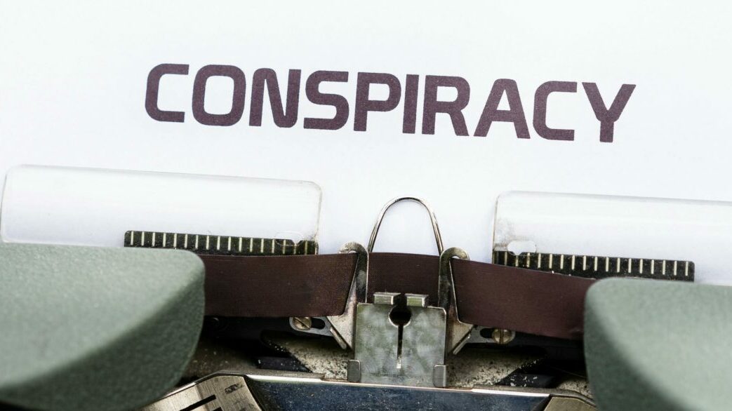 Théories du complot, complotisme ou vrais complots ? Quelles différences