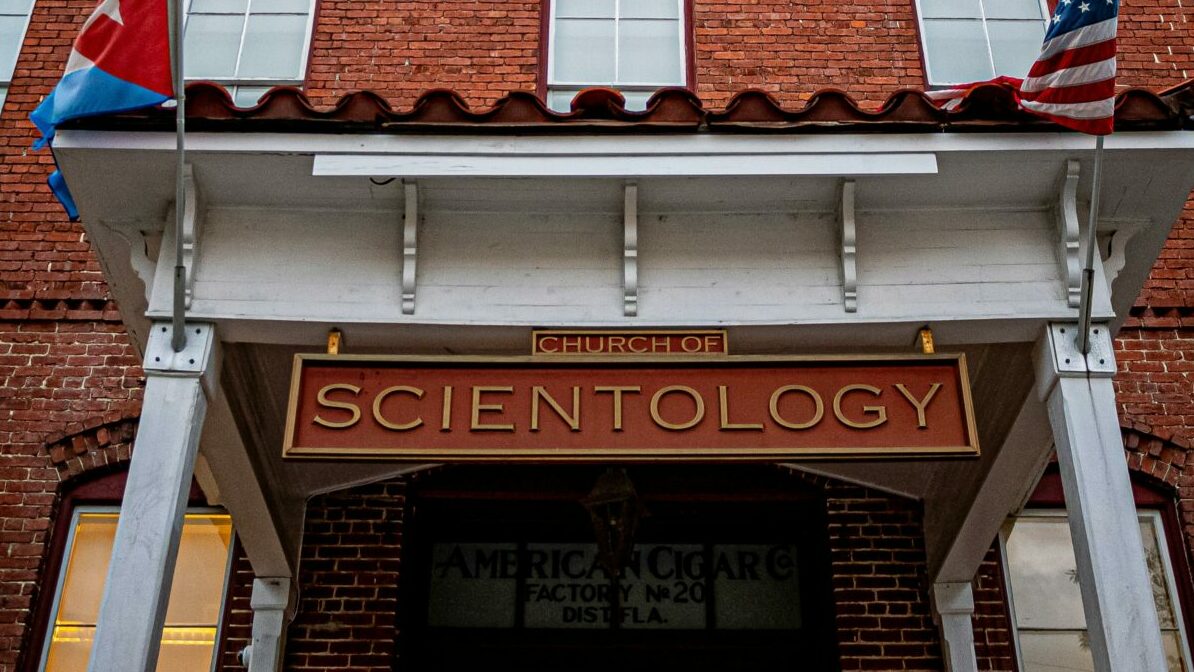 Le mouvement sectaire de la scientologie dit merci à la justice pour sa lenteur 