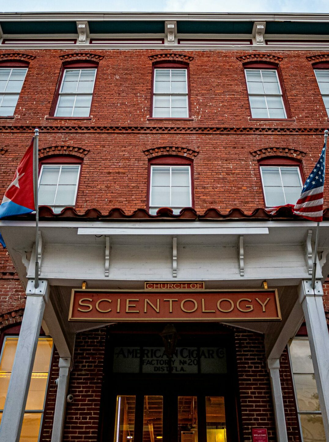 Le mouvement sectaire de la scientologie dit merci à la justice pour sa lenteur 