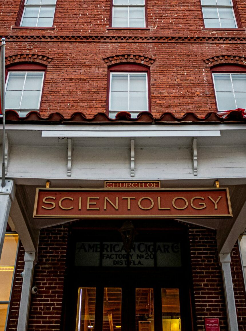 A Evreux, l'église de Scientologie déploie une campagne anti-drogue en centre-ville