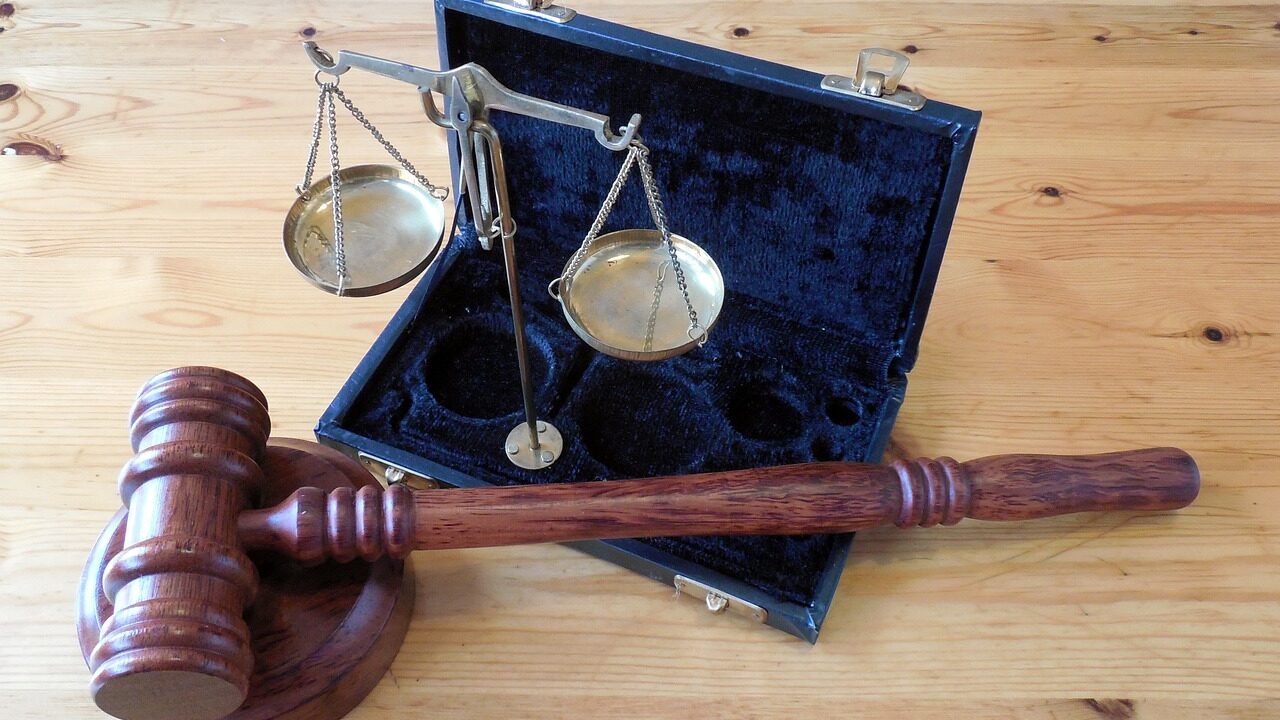 Le parquet demande 27 ans de prison pour le chef d'un mouvement sectaire accusé de viols