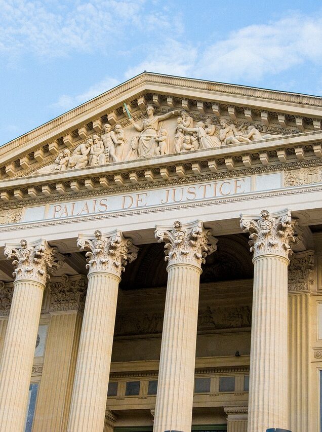 Un couple déféré dans une affaire de dérive sectaire présumée